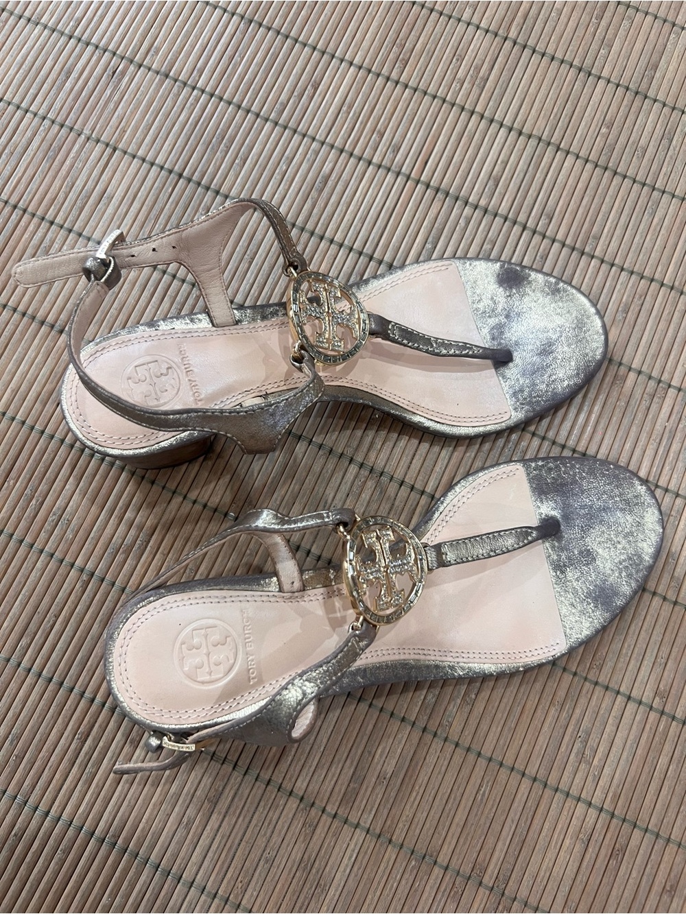 Tory Burch Metallic Silver Leather T-Strap Sandals with Logo Medallion